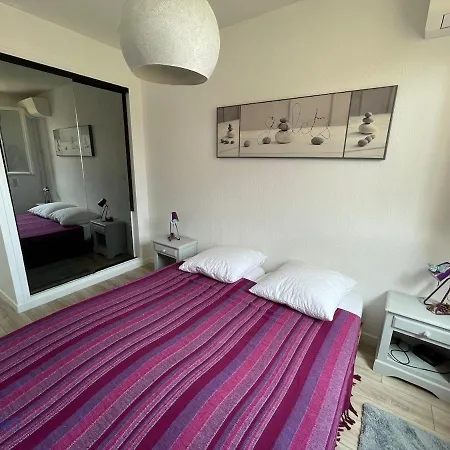 Maison Familiale Climatisee Entre Plages Et Centre Holiday home