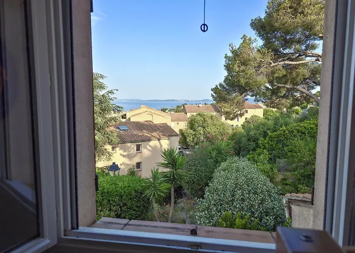 Maison Familiale Proche Plage, Parking, Clim *