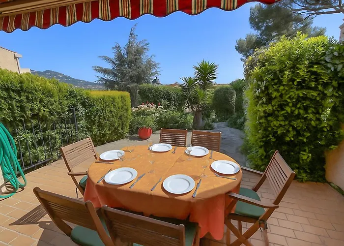 Maison Familiale Proche Plage, Parking, Clim 別荘